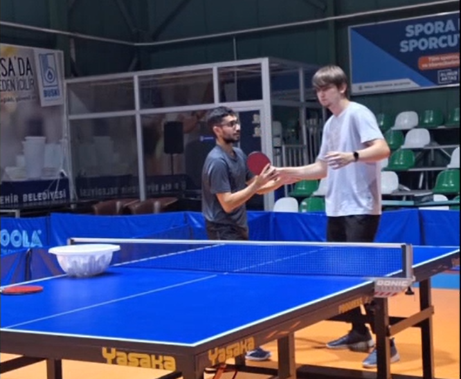 Bursa masa tenisi eğitimi - Muhammed Uçar ile profesyonel masa tenisi özel ders